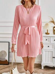 Aveloria Kleid mit Gürtel, Einfarbig Gürtel, Plissee,