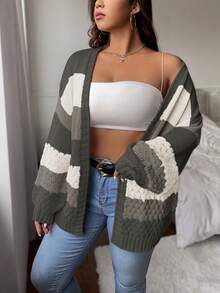 SHEIN LUNE Áo khoác cardigan hở vai Colorblock cỡ lớn - Nhiều màu - Xem 4
