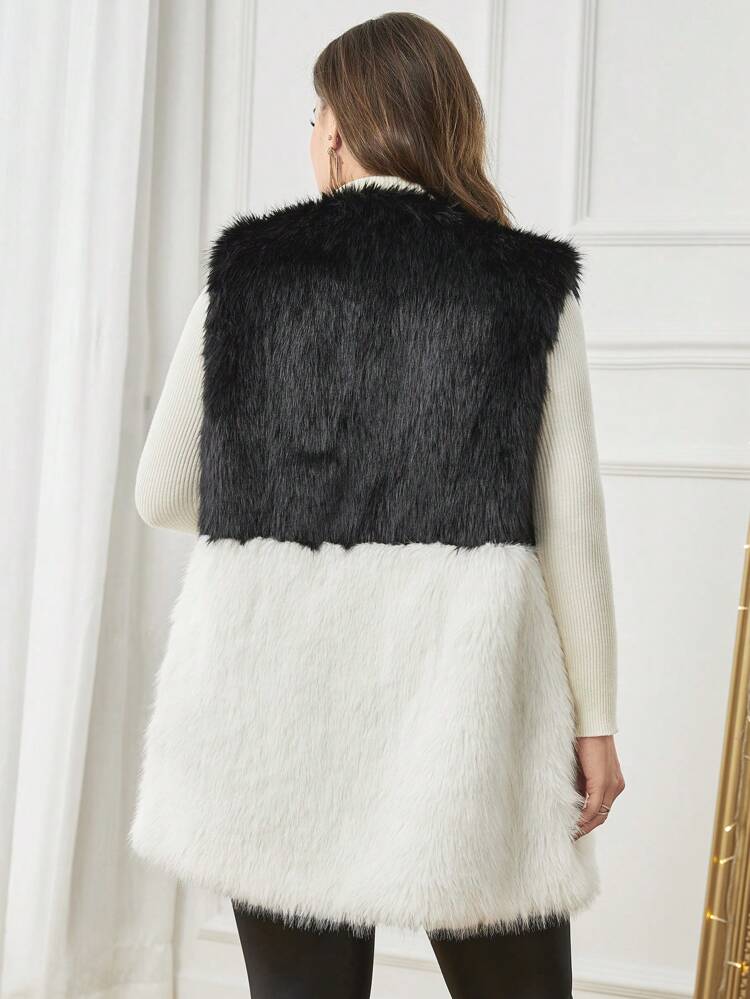 Plus Size Color-blocked Coat