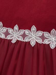 SHEIN Cô gái Tween Giấy dán hoa văn Lace  Lưới Hem Đầm Đối với Giáng sinh - Đỏ - Xem 3