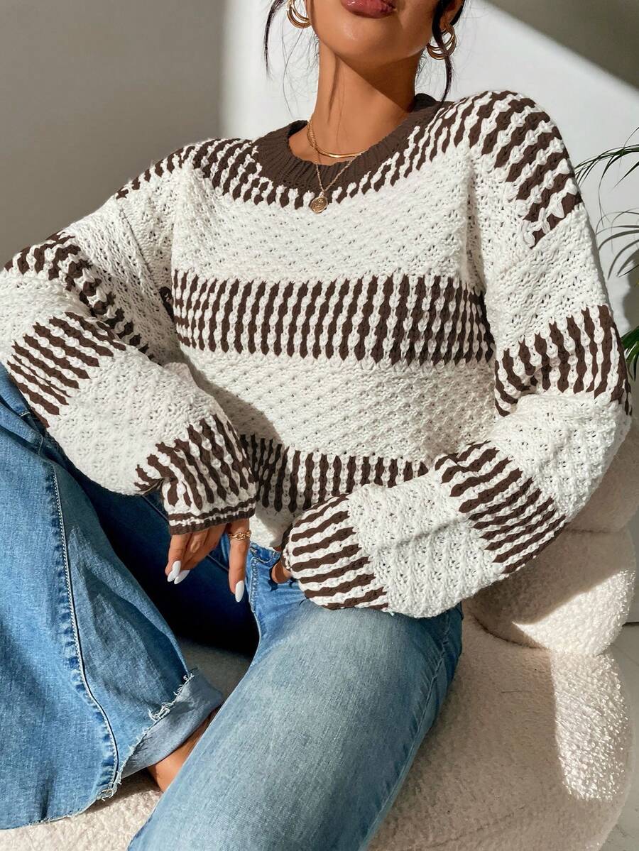 SHEIN Essnce Jersey de color combinado de cuello redondo de hombros caídos - Multicolor - Ver 1