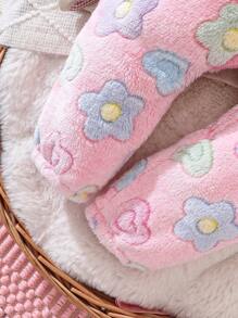 女嬰愛心圖案連帽法蘭絨連身褲