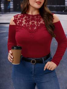 SHEIN Clasi Blusa con encaje de guipur y hombros al descubierto talla grande - Burdeos - Ver 1