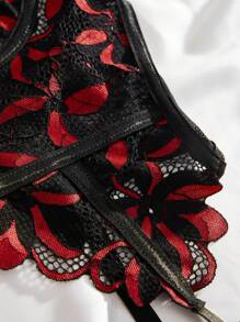 SHEIN Floral Lace Underwire Garter Lingerie Set, Baddie Look - Black - View 7