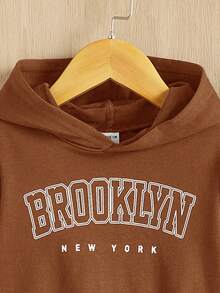 SHEIN 男嬰字母圖案連帽衫和運動褲 - 棕色 - 查看 4