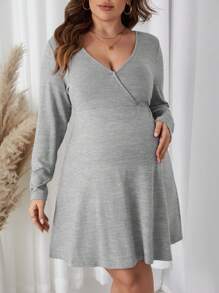 SHEIN Grossesse Plus Robe Unicolore Col Surplis