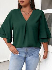 Celure Blusa de cuello en V con mangas acampanadas en talla grande