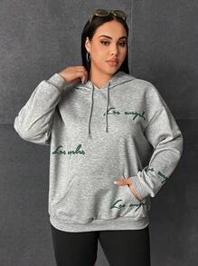 SHEIN EZwear Große Größe Hoodie mit Buchstaben Grafik, Känguru-Tasche, Drop Shoulder Tunnelzug,