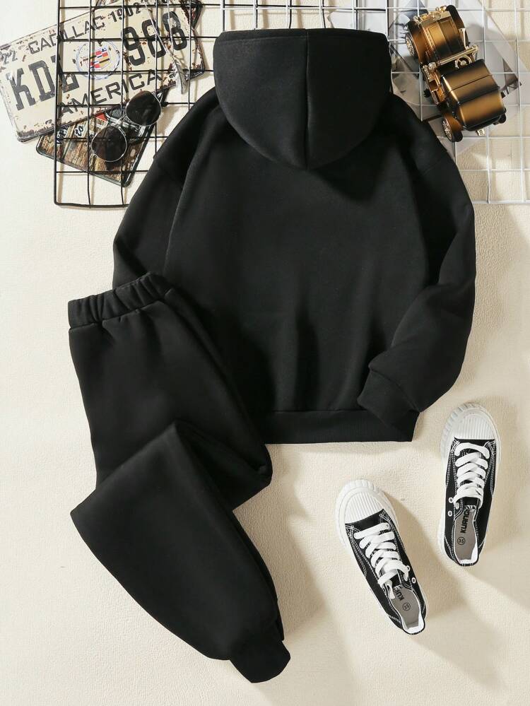 Tween Boy Figure Graphic Thermal Hoodie & Sweatpants
