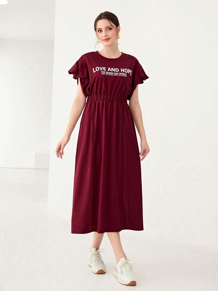Seusyu 勃艮第红色标语图案蝴蝶袖连衣裙 - 酒紅色 - 查看 1