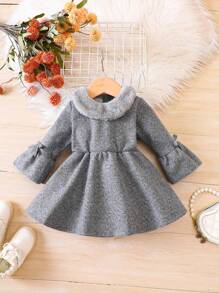 女嬰毛茸邊荷葉袖蝴蝶結細節洋裝