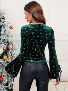 SHEIN Clasi Snowflake Print Knot Cuff Tee - Green - View 2