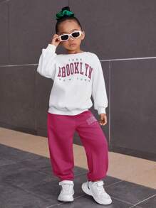 SHEIN 女小童字母圖案落肩袖衛衣和衛褲 - 玫紅色 - 查看 4