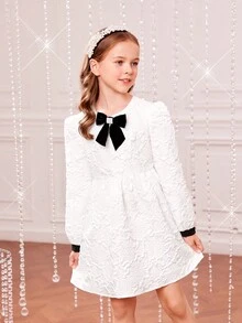 SHEIN Fern Glow  Tween Girl Bow Front Jacquard Contrast Trim Dress - Black and White - View 3