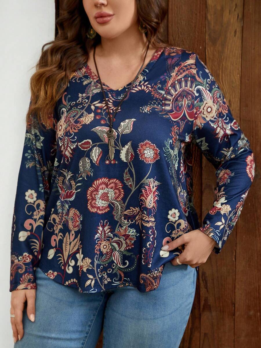 EMERY ROSE Plus Floral Print V Neck Tee - Navy Blue - View 1