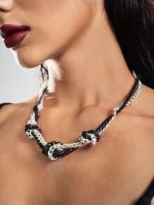 SHEIN ICON 1pc Two-tone Fashionable Necklace - Black and White - View 2