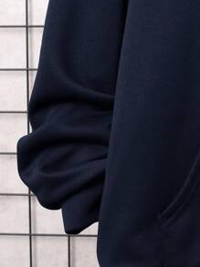 SHEIN 青少年男孩翅膀字母图案袋鼠口袋卫衣 - 藏蓝色 - 查看 3