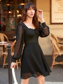 SHEIN Frenchy 雞心領口前收褶圓點洋裝 - 黑色 - 查看 1