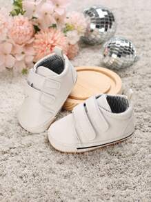 Spring/Fall White Soft Sole Anti-Slip Sports Shoes For 0-1 Year Old Infant