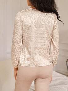 SHEIN Frenchy Leopard Jacquard V Neck Lantern Sleeve Blouse - Apricot - View 2