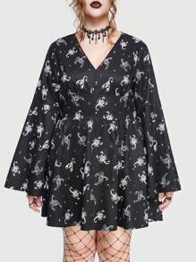 ROMWE Goth Plus Allover Scorpion Print Trumpet Sleeve Dress - Black - View 5
