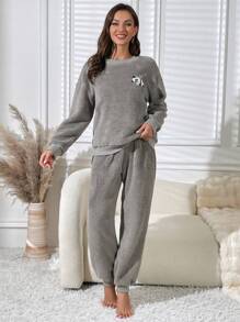 貓熊刺繡落肩袖法蘭絨睡衣套裝 - 綠色 - 查看 4