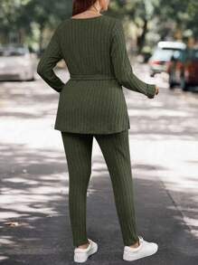 SHEIN LUNE Plus Split Hem Belted Tee & Leggings - Army Green - View 2