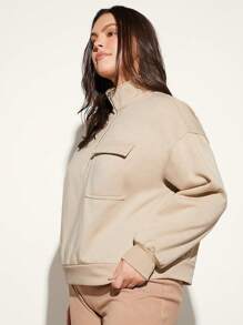 SHEIN BASICS 大碼舒適搖粒絨翻蓋口袋落肩袖運動衫 - 杏色 - 查看 5