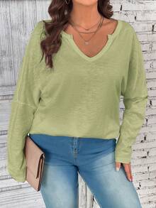 SHEIN LUNE 大碼缺口領落肩T恤 - 軍綠色 - 查看 7