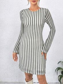 SHEIN Essnce Vestido ajustado con estampado de rayas