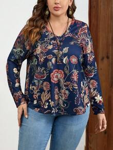 EMERY ROSE Plus Floral Print V Neck Tee - Navy Blue - View 4
