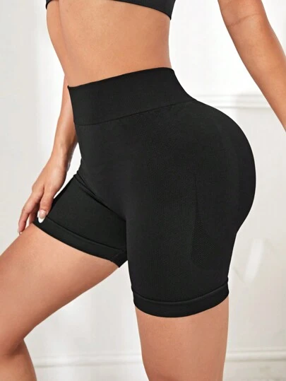 Easithlete 素色褶邊後運動短褲