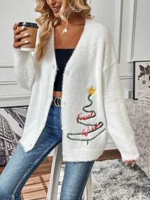 SHEIN Frenchy 聖誕樹刺繡落肩袖毛茸茸開襟衫 - 白色 - 查看 5