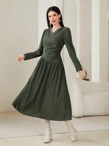Modelyn 素色抽褶腰A字洋裝 - 軍綠色 - 查看 3