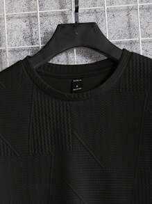 Manfinity RebelGame Men Solid Round Neck Tee - Black - View 4