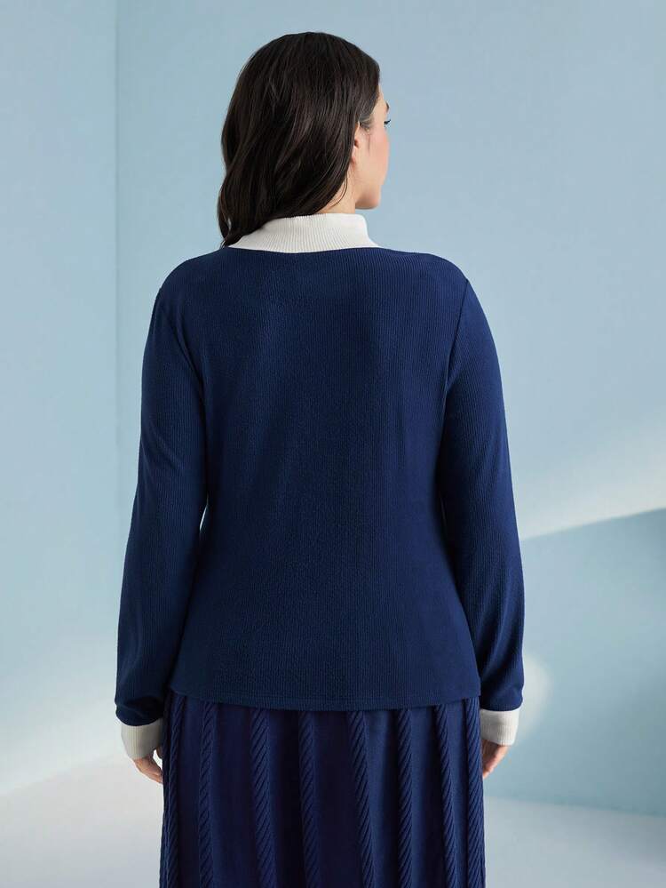 1pc Plus Contrast Trim Mock Neck Tee