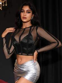 Allurite Hollow Out Crop Top Without Bra - Black - View 5