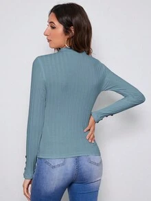 SHEIN Privé 木耳邊紐扣細節條紋針織T恤 - 霧霾藍 - 查看 2