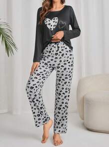 Leopard Heart Print Tee & Pants PJ Set / Pajama Set, Fall Winter Clothes Cozy And Elegant Details - Multicolor - View 2