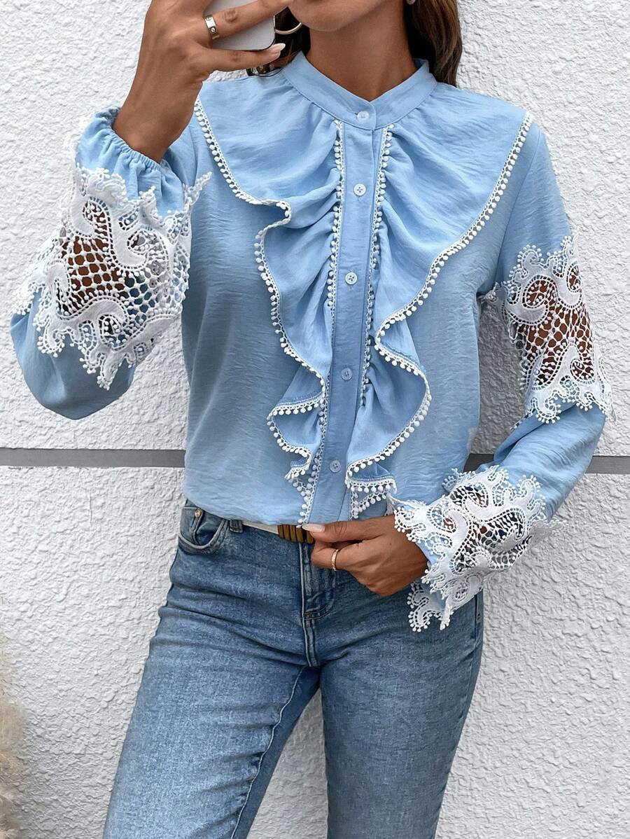 SHEIN Frenchy Ren tương phản Viền Ruffle Nút Lên Áo sơ mi - Màu xanh lam - Xem 1
