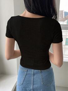 DAZY 前紐扣條紋針織T恤 - 黑色 - 查看 2