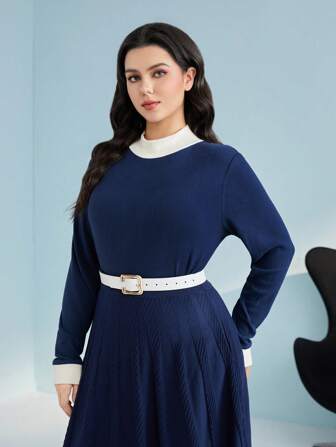 Mulvari 1pc Plus Contrast Trim Mock Neck Tee