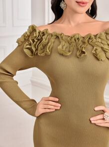 Modelyn Vestido de punto ajustado de hombros descubiertos ribete con fruncido - Verde militar - Ver 4