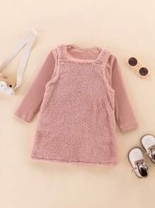 SHEIN Young Girl Solid Tee & Cartoon Embroidery 3D Ear Design Teddy Overall Dress - Pink - View 2