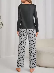 Leopard Heart Print Tee & Pants PJ Set / Pajama Set, Fall Winter Clothes Cozy And Elegant Details - Multicolor - View 3