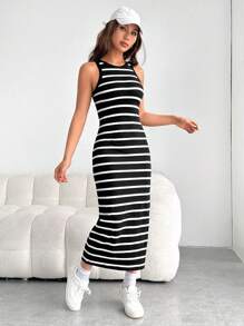 SHEIN EZwear Vestido tank de rayas de muslo con abertura - Blanco y Negro - Ver 5