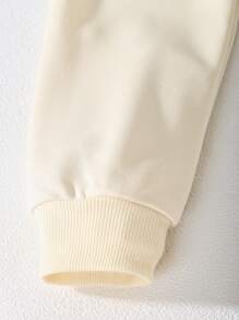 SHEIN Teen Girl Letter Graphic Hoodie & Camo Print Sweatpants - Multicolor - View 4