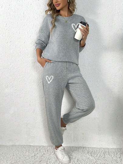 INAWLY Heart Print Drop Shoulder Sweatshirt & Sweatpants