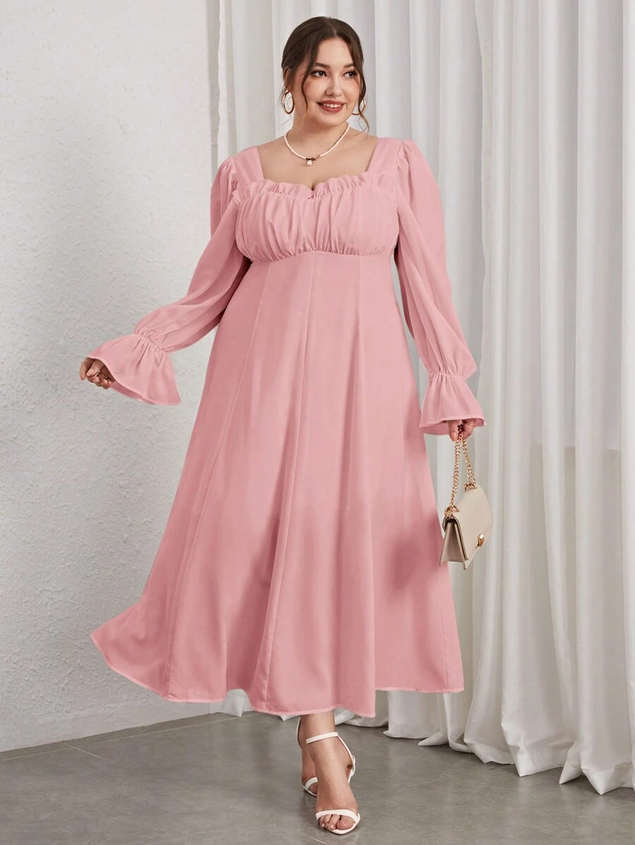 SHEIN Privé 大碼雞心領口喇叭袖洋裝 - 粉色 - 查看 1