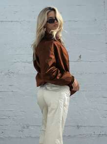 SHEIN Essnce 拉鏈開襟素色PU皮革飛行員夾克 - 棕色 - 查看 2